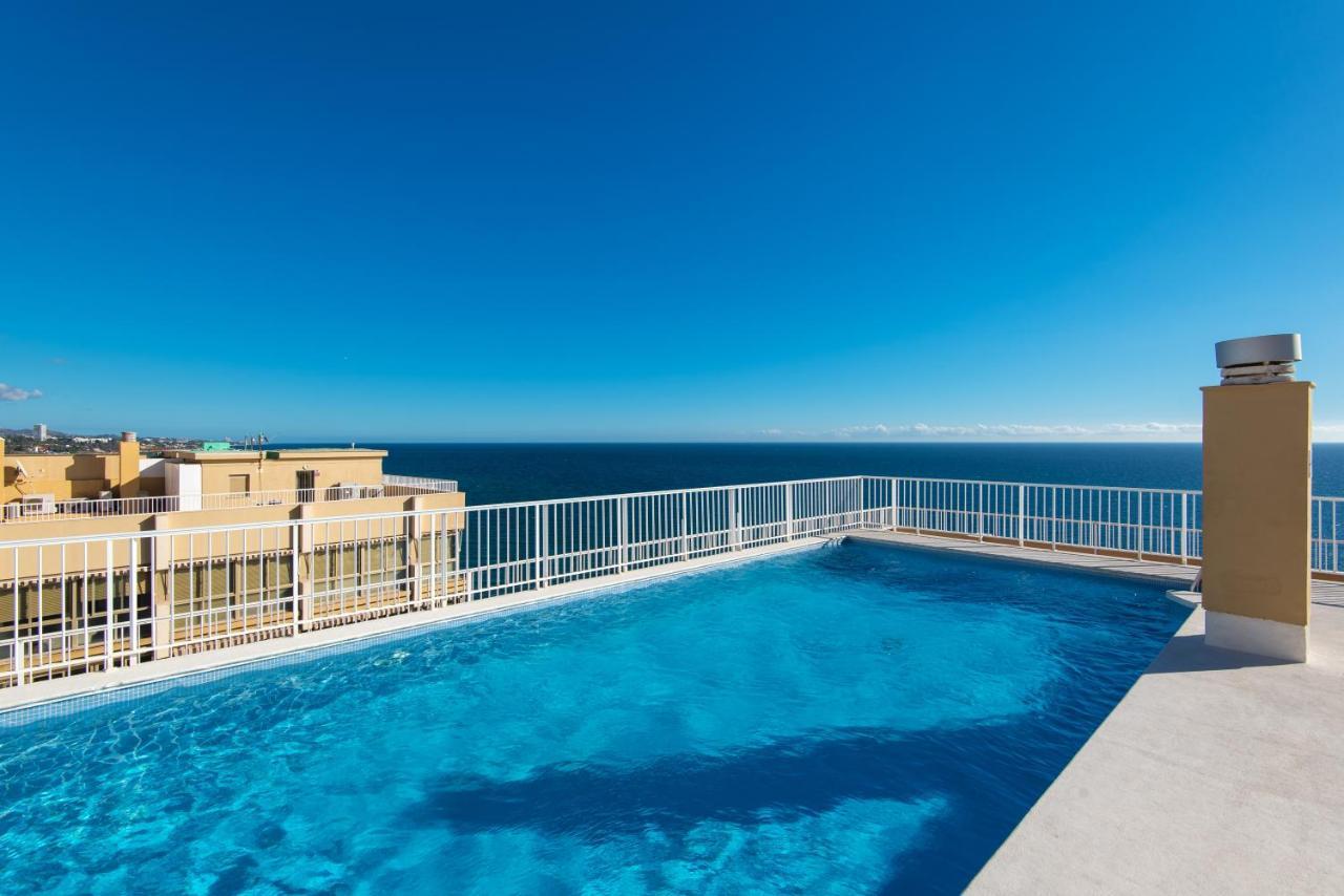Rentandhomes Beachfront Marbella Center Luaran gambar