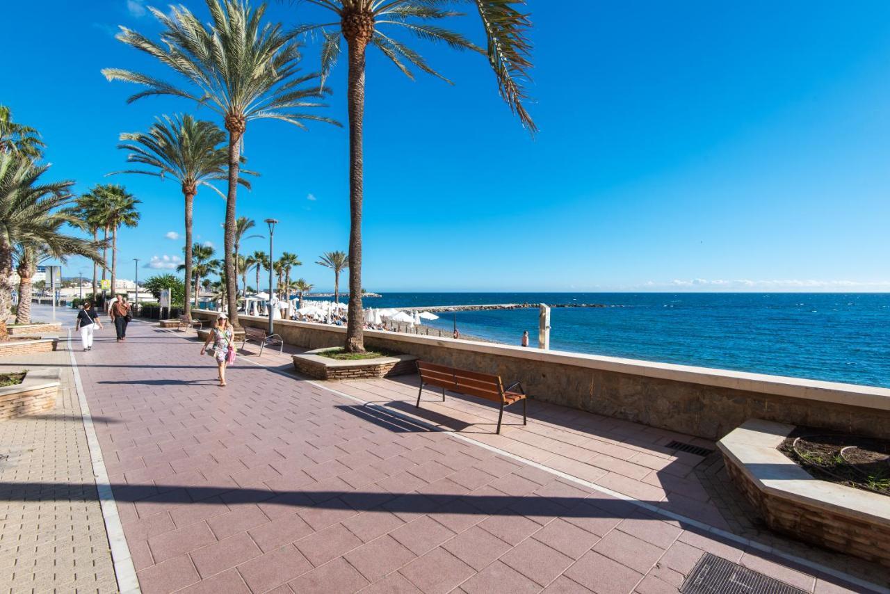 Rentandhomes Beachfront Marbella Center Luaran gambar