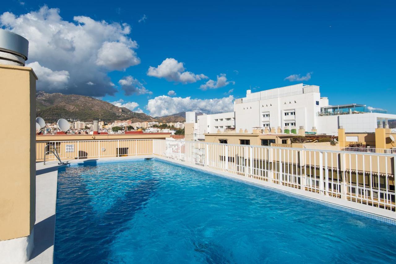 Rentandhomes Beachfront Marbella Center Luaran gambar
